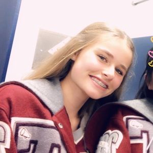 Meet your Posher, Ashlee